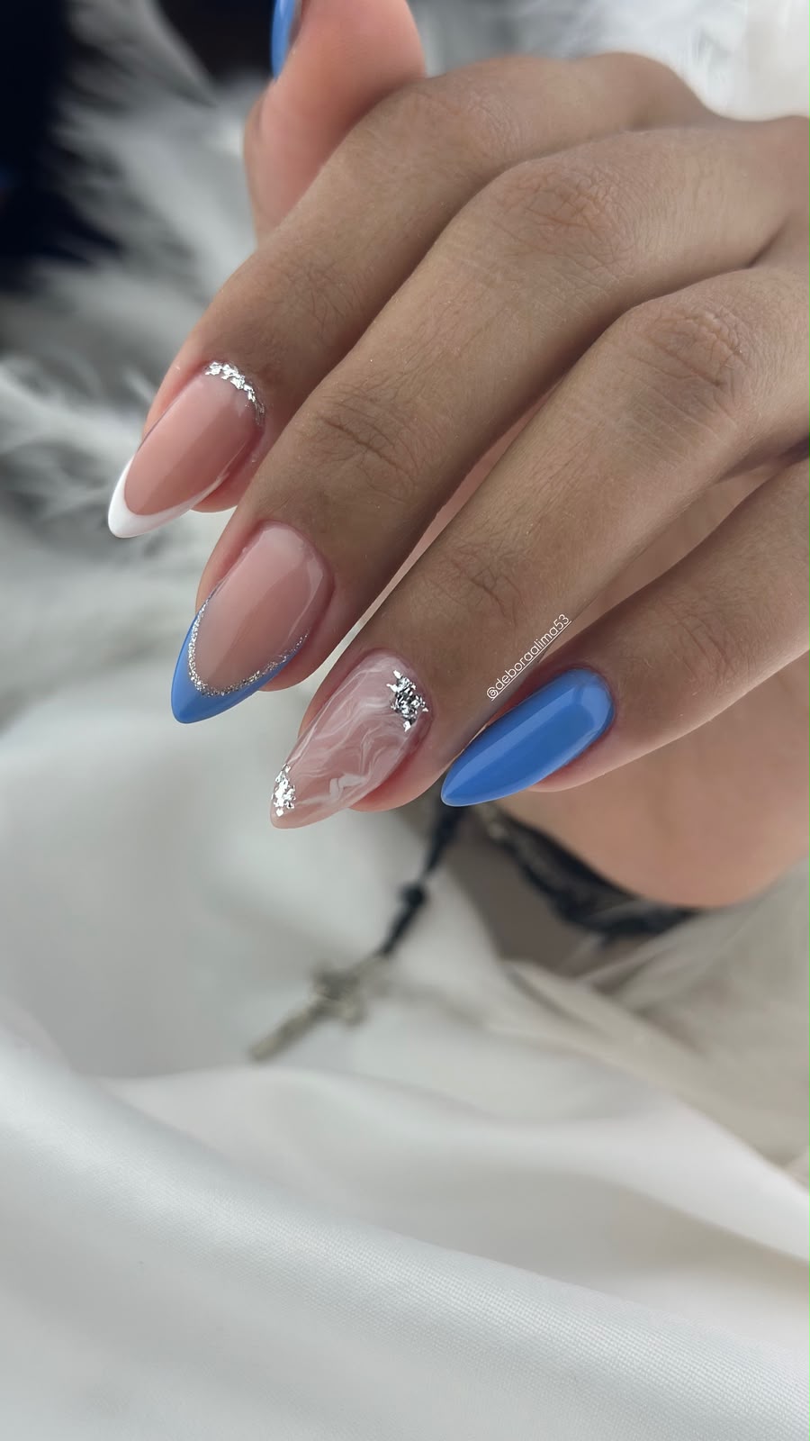 Minimalista, trabalho realizado por Débora Lima