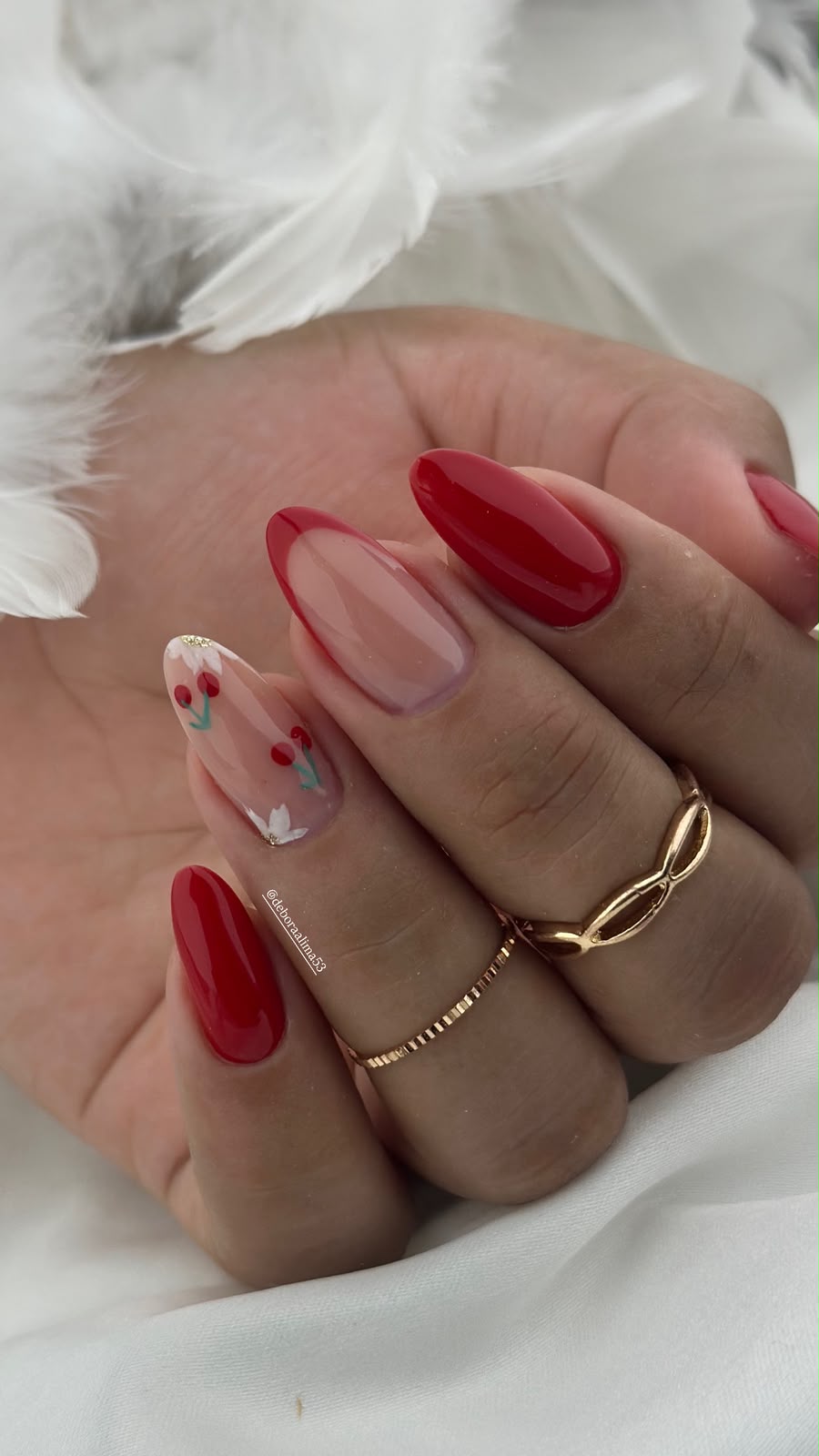 Vermelho clássico, trabalho realizado por Débora Lima
